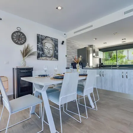 Luxury Skyline וילה פדרגר