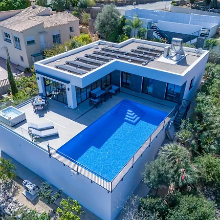 Luxury Skyline